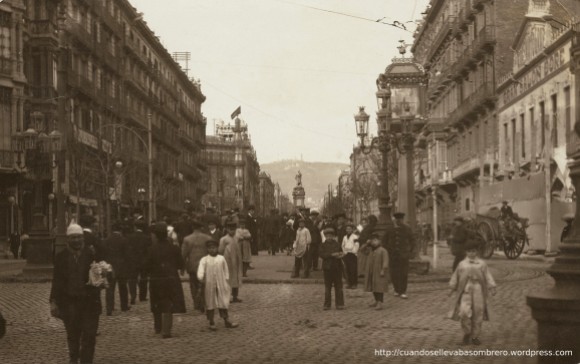 Cinematógrafo Gran Salón Doré en la Rambla de Cataluña en 1908